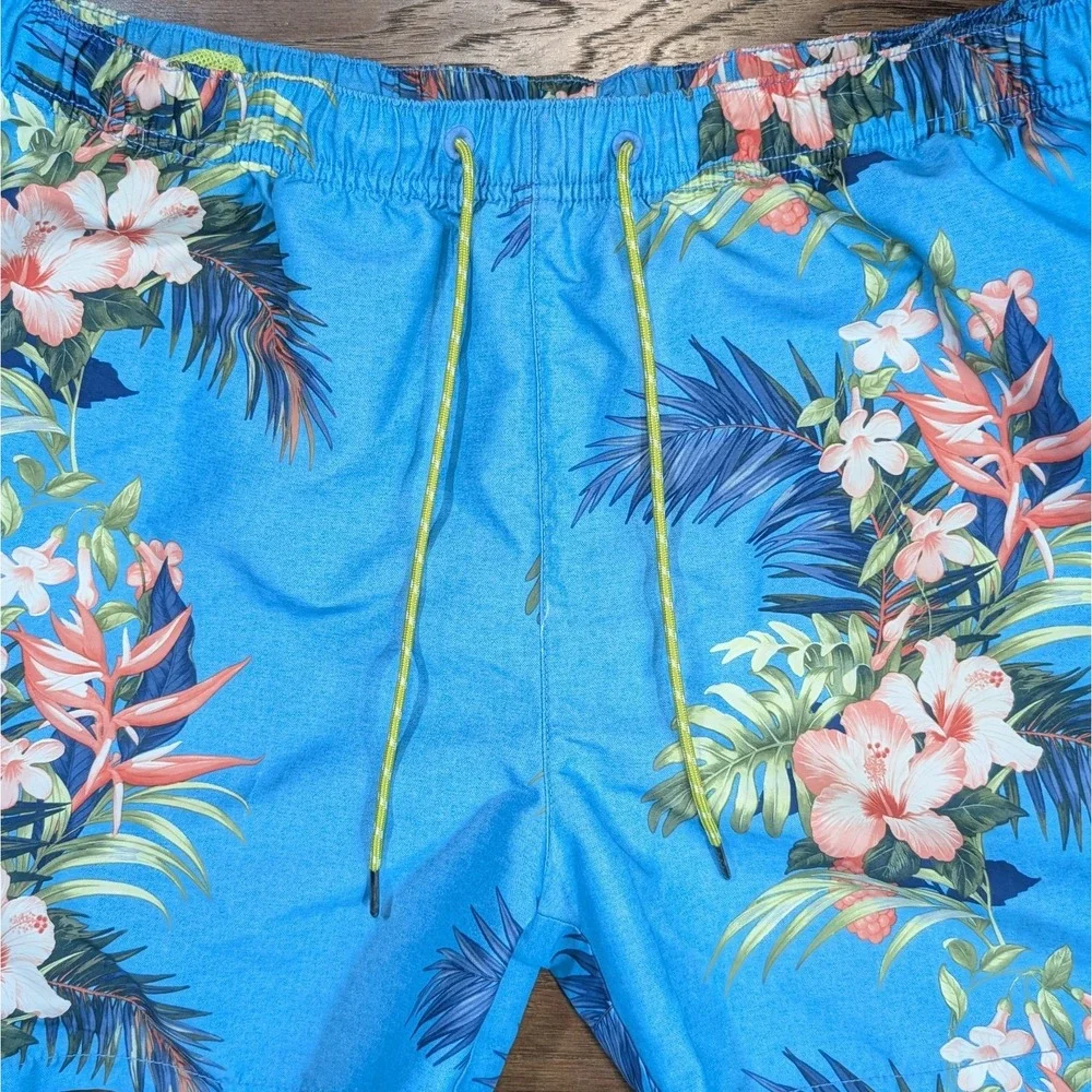 Tommy Bahama Mens Relax Swim Shorts Size XLarge Blue Tropical Floral‎